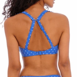 Jewel Cove Bügel Bikinitop 10 Jewel Cove Bügel Bikinitop -Lacy Verkäufe jewelcovebeugelbikinitop3 as7230aze