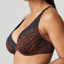 Issambres Vorgeformtes Neckholder Bikini Oberteil 8 Issambres Vorgeformtes Neckholder Bikini Oberteil -Lacy Verkäufe primadonnaswimissambresvoorgevormdehalterbikinitop2 4008919zwa