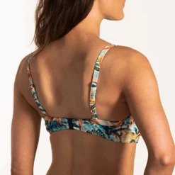 Under The Palms Bügel Bikini Oberteil -Lacy Verkäufe underthepalmsbeugelbikinitop2 110119 156